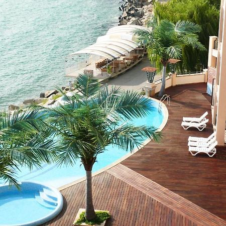 Privat Apartament Marina City Balchik Luaran gambar